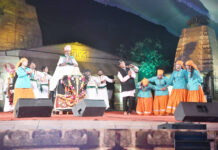 तलत अज़ीज़ के धमाकेदार प्रस्तुति के साथ विरासत 2022 का समापन हुआ Virasat 2022 ends with a stellar performance by Talat Aziz